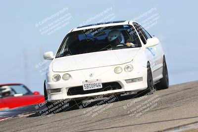 media/Oct-26-2025-CalClub SCCA (Sun) [[8ce1e69566]]/Group 1/Session 2 (Grapevine)/